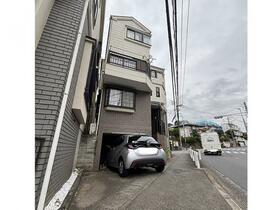 神奈川県川崎市麻生区東百合丘２丁目