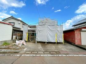 新潟県三条市月岡２丁目