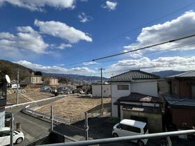 長野県岡谷市長地出早３丁目