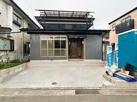 長野県岡谷市長地出早３丁目