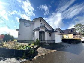 秋田県大館市花岡町字アセ石