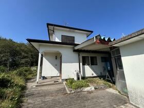 青森県十和田市大字三本木字里ノ沢