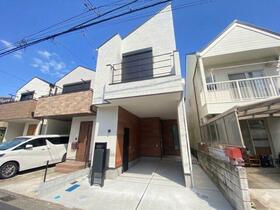 神奈川県横浜市金沢区六浦３丁目