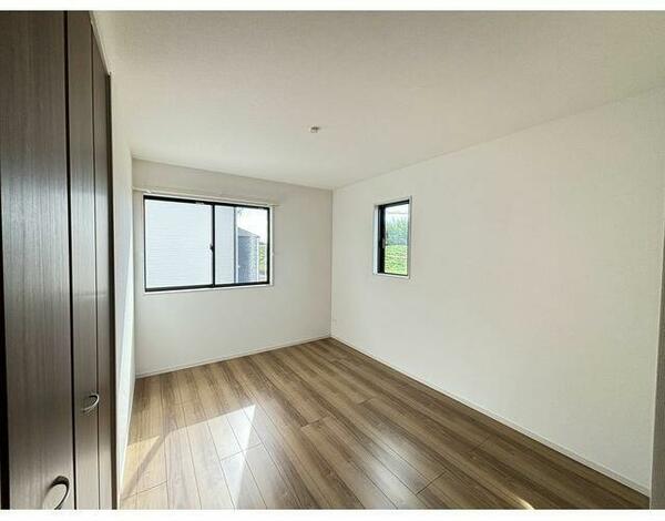 detached 埼玉県比企郡川島町大字下伊草
地図を見る