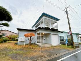 青森県三沢市栄町３丁目