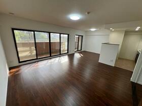 ヴェルビュみずほ台　８１２