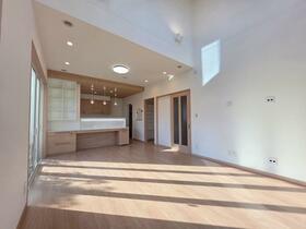 愛知県豊橋市若松町字中山