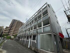 ライベストコート南福岡?