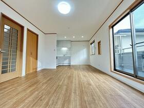 神奈川県茅ヶ崎市西久保