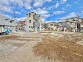 東京都足立区綾瀬２丁目