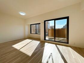 コープ野村新安城Ｄ棟　３０２