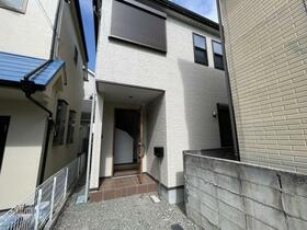 東京都町田市鶴川５丁目