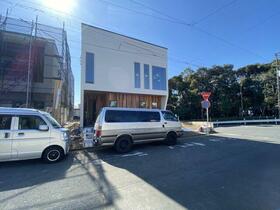 神奈川県藤沢市片瀬山１丁目