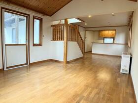 宮城県仙台市泉区紫山５丁目