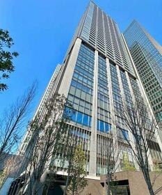 WORLD  TOWER  RESIDENCE