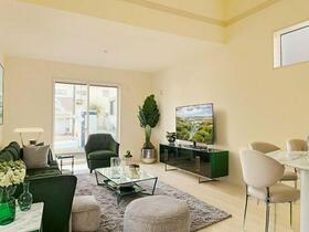 埼玉県行田市持田4丁目