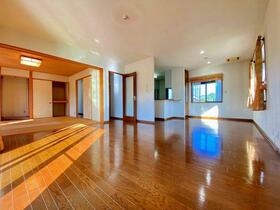 香川県さぬき市大川町富田中