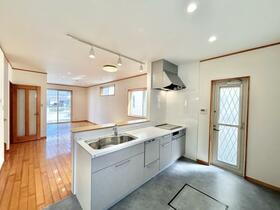 大阪府貝塚市東山２丁目