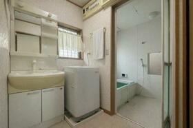 埼玉県八潮市大字二丁目