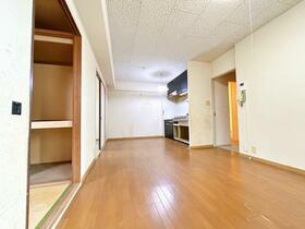 土山駅前スカイハイツＢ棟