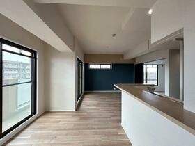 ネオハイツ西明石　６０５