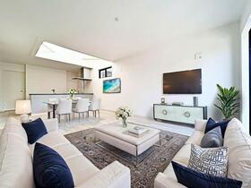 埼玉県所沢市上新井４丁目