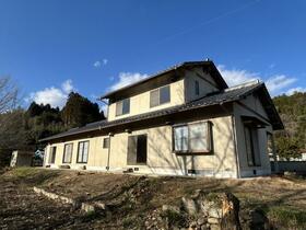 岡山県苫田郡鏡野町入