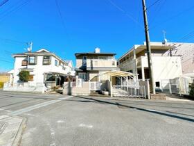 埼玉県坂戸市伊豆の山町