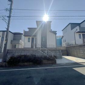 東京都町田市三輪緑山４丁目