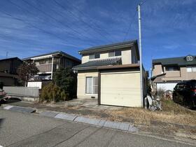 石川県金沢市四十万４丁目