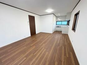 愛知県津島市青塚町６丁目