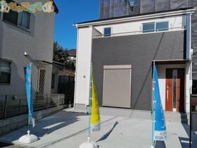 東京都八王子市大和田町３丁目