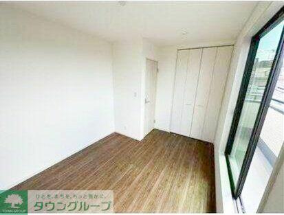 detached 東京都多摩市連光寺１丁目

地図を見る