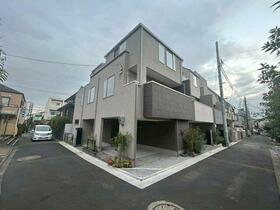 東京都目黒区洗足1丁目