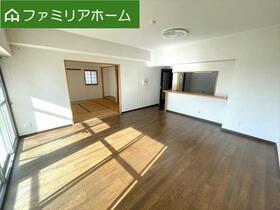 アバンドーネ西神春日台３号棟