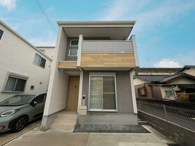 福岡県福岡市博多区東雲町３丁目