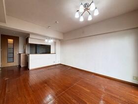 マンションフォレスト白子　３０６