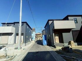 埼玉県三郷市鷹野４丁目