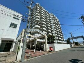 ファミール江波公園リバーサイド参番館