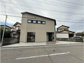 石川県金沢市千木１丁目