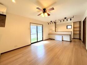 愛媛県松山市西垣生町