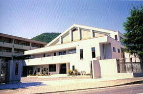 広島県呉市仁方桟橋通