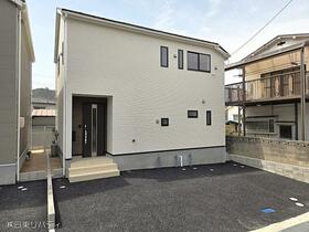 広島県呉市焼山桜ヶ丘１丁目