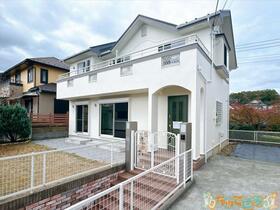 東京都八王子市元八王子町２丁目