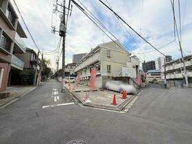 東京都中野区東中野1丁目