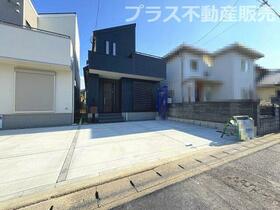 福岡県福岡市博多区麦野１丁目