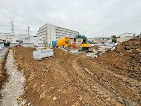 埼玉県越谷市瓦曽根１丁目