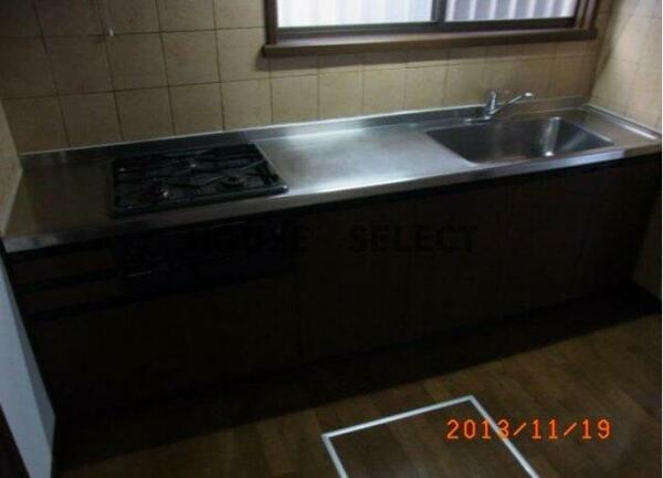 detached 東京都港区赤坂６丁目

地図を見る