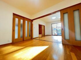 愛知県江南市力長町神明