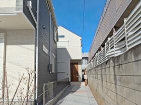 東京都板橋区東新町２丁目